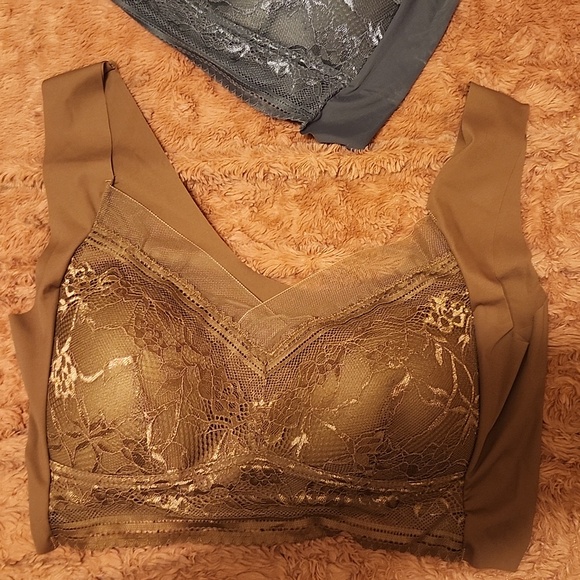 Bralettes - Picture 3 of 6